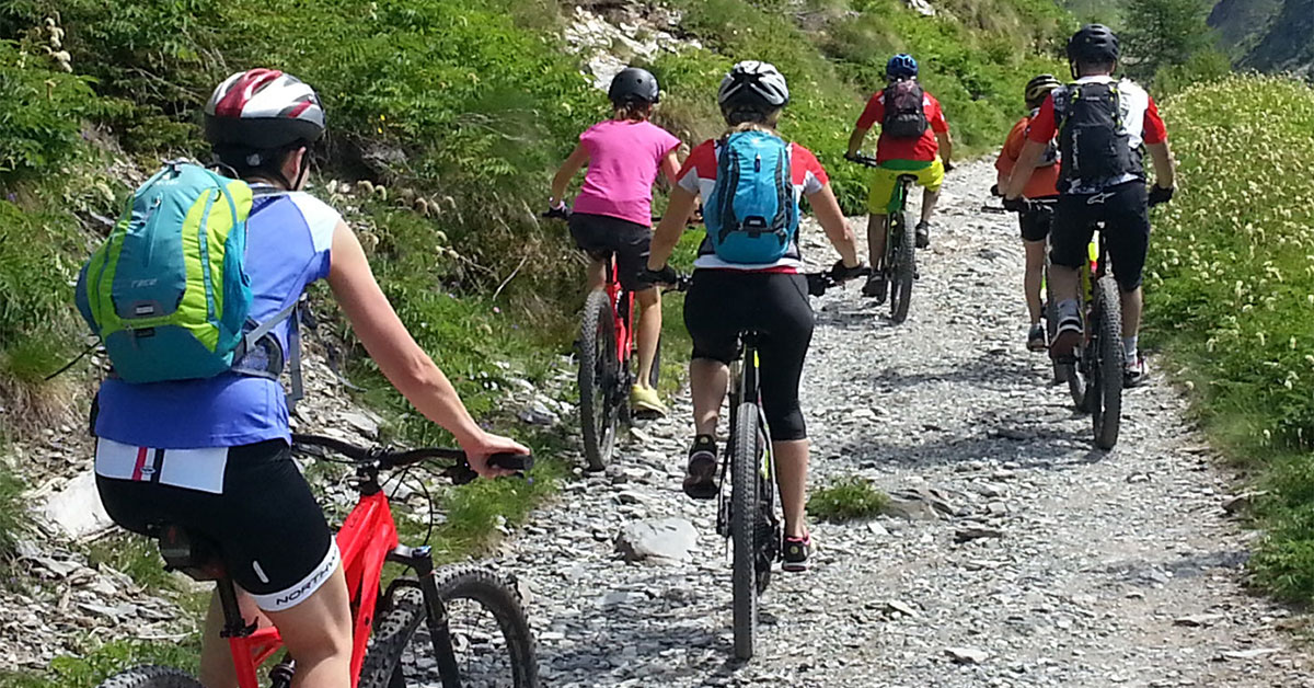 immagine escursione in bicicletta